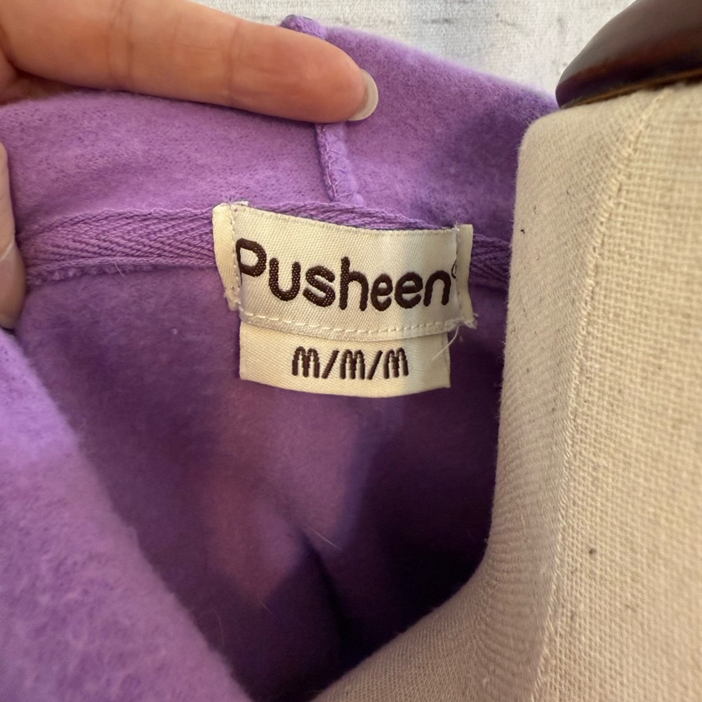 Pusheen Purple Bat Hoodie, unisex medium, like new - Picture 7 of 11